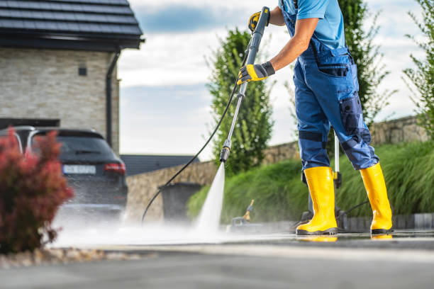 Best Spring Cleaning  in Fitchburg, WI